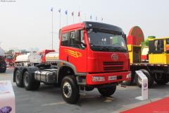 解放 悍威(J5M)重卡 380馬力 6X6 牽引車(chē)(CA4253P2K14T)