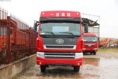 解放 新大威重卡 240馬力 8X4 排半倉(cāng)柵載貨車(CA5312XXYP2K8L7T10EA80-1)